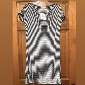 NWT Calvin Klein (ck) size 6 knit dress. Navy/white stripe. No belt. Smoke free.